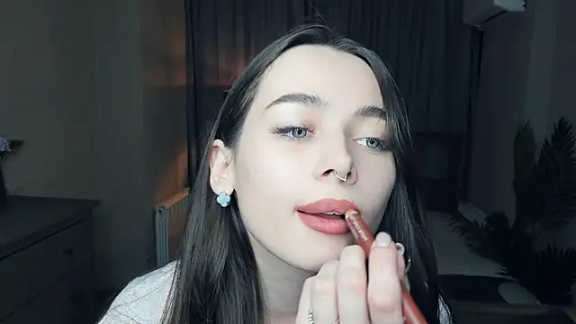 YvonneRobes online show from February 1, 7:34 pm