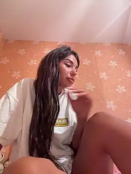 SilkyMira online show from June 10, 5:11 pm