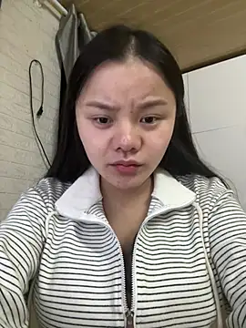 leo-kitty online show from February 14, 3:25 pm