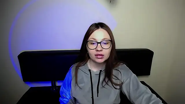 LiliaErmi online show from March 19, 7:13 am