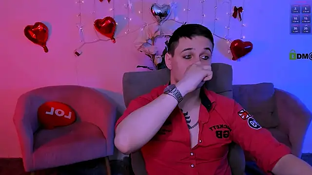 beauty liam online show from April 15, 1:39 am