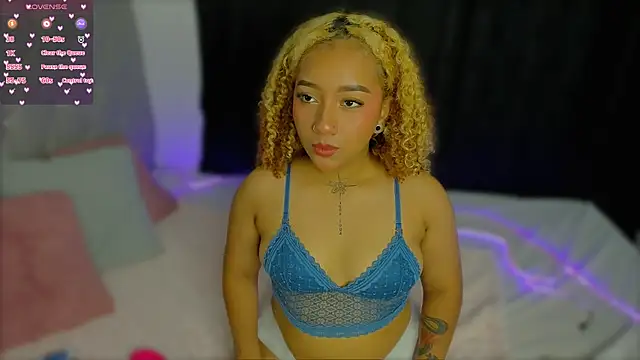 Starlights online show from March 3, 1:50 pm