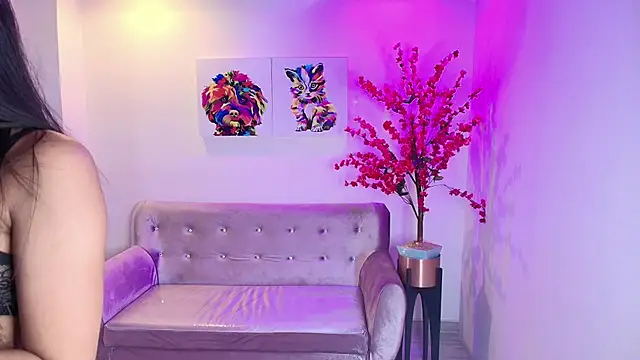 Sophie clay online show from January 14, 7:30 pm