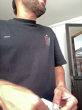jamess 0 online show from July 2, 6:36 pm