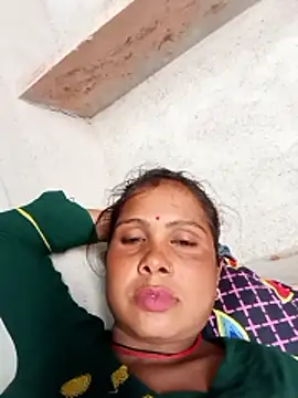 Shreya pandit online show from February 15, 7:51 am