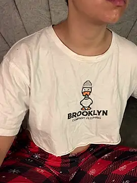 Val12777 online show from April 4, 11:53 am