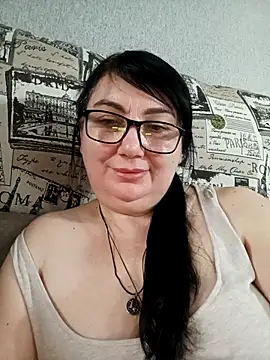 MariSwan222 online show from March 12, 3:15 pm