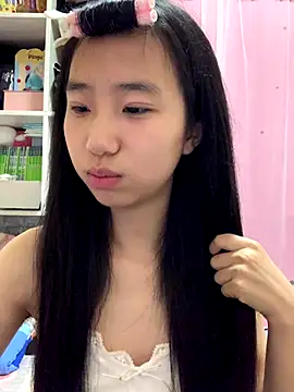 hanhan-oooooo online show from December 16, 4:24 pm