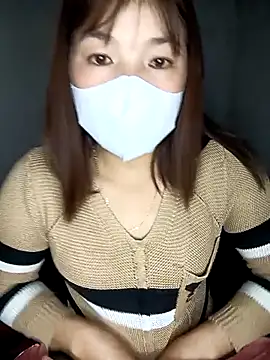 May-Ne online show from January 17, 1:51 pm