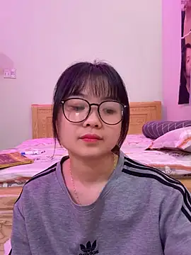    KARA    online show from March 27, 6:04 am