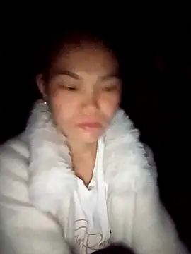 Girl cutee online show from February 12, 9:49 pm