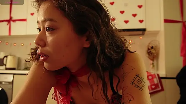 prancing girl online show from February 15, 2:47 am