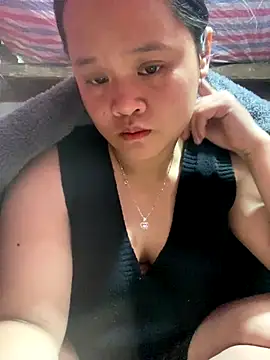 Thanhhuyen001 online show from December 18, 6:51 am