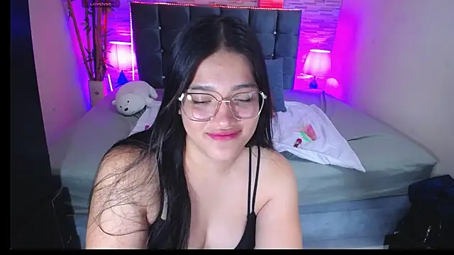Valeri hot22 online show from May 15, 9:50 pm