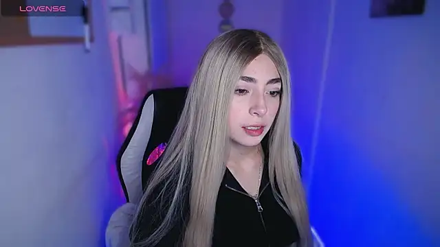 channel blondee online show from April 27, 11:46 pm