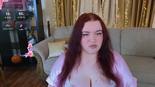 LindaBermer online show from December 18, 11:48 am