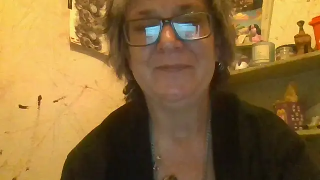 becky1111 online show from July 8, 9:33 am