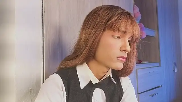 tiffanyy 777 online show from March 4, 1:34 am