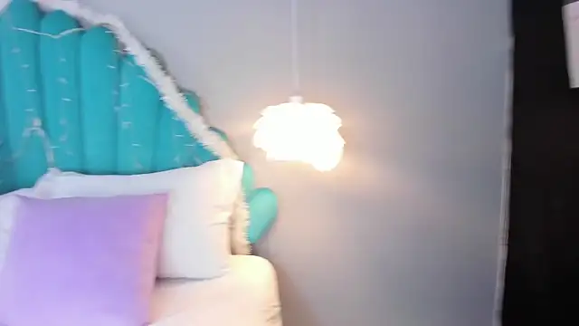 FiorelaSton online show from December 21, 5:22 am