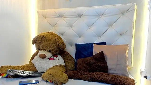 danna rivera0 online show from January 9, 7:51 pm