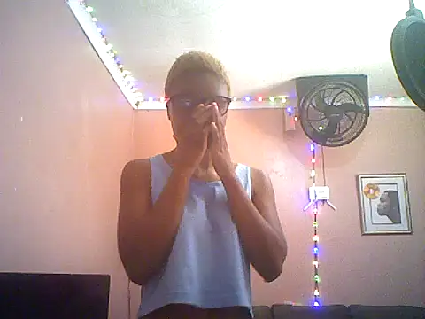 QUEENSasha27 online show from December 22, 9:56 am