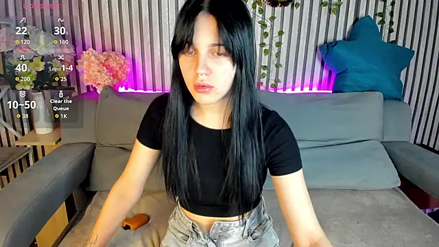 Lilith Wholsh online show from January 13, 9:13 am