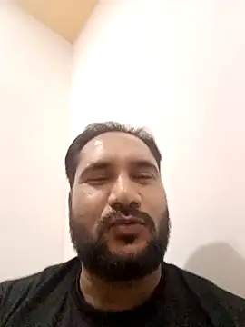 AmitKumar7758 online show from April 16, 4:50 pm