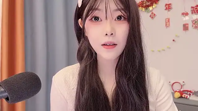 smalldaisy online show from March 6, 2:28 am