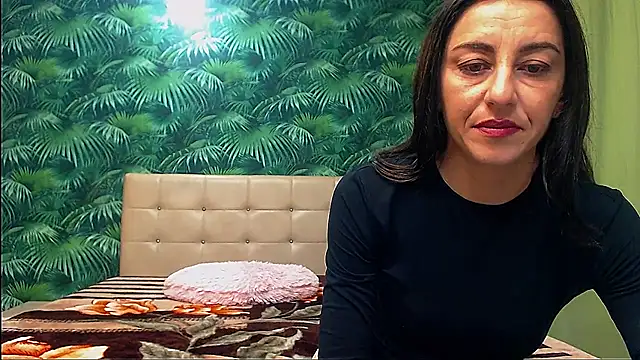 Stella John online show from December 3, 6:16 am