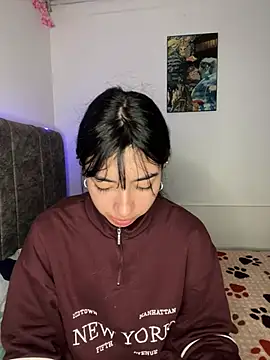 junorise23 online show from February 12, 4:14 am