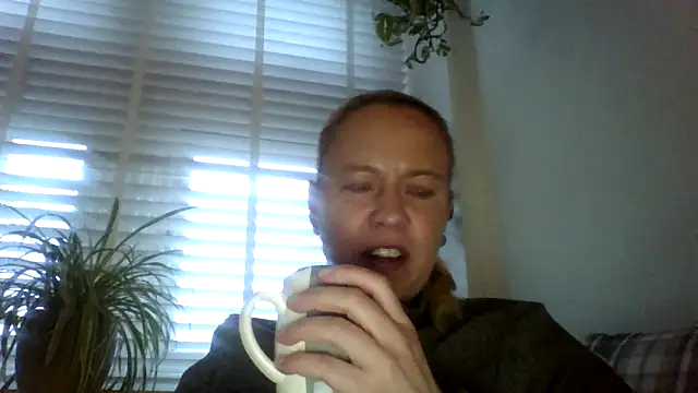 jennyblondeuk online show from March 5, 5:53 pm