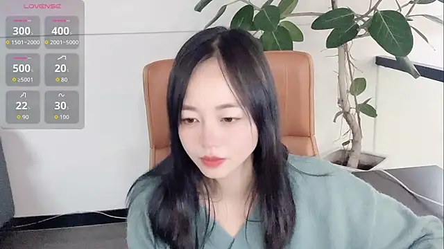 Yuer-77 online show from February 6, 12:41 pm