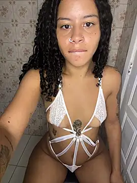 Estrelaa7 online show from March 4, 12:50 am