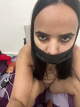 hotcharrryyyy online show from March 29, 8:08 pm