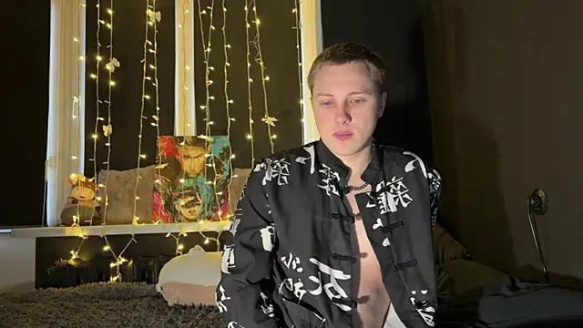 love4couple online show from April 9, 6:19 am