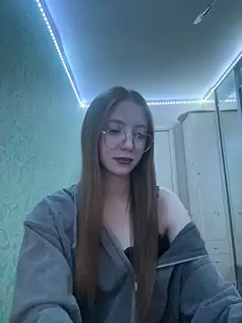 Eseniya  online show from February 18, 12:37 pm