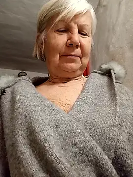 KlaudiaDarling online show from January 18, 7:32 pm