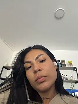 Sarah Hinata online show from January 8, 4:22 pm