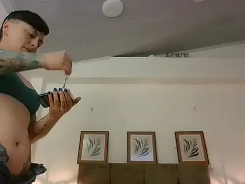 kat paradise online show from February 24, 11:53 am