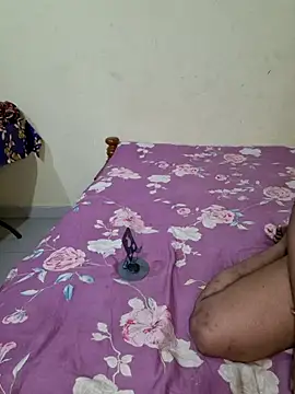 sumi couele18 online show from August 9, 6:44 pm