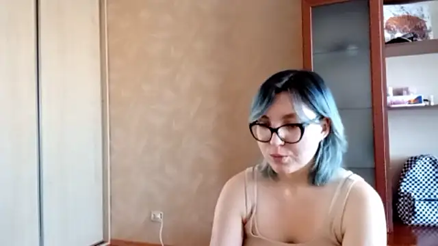 EvonTabb online show from March 19, 1:04 pm