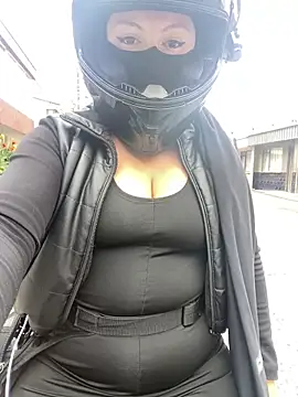 Scarlet auraa online show from February 17, 7:13 pm