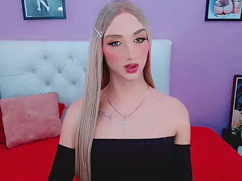 shantal gil online show from April 13, 8:15 am