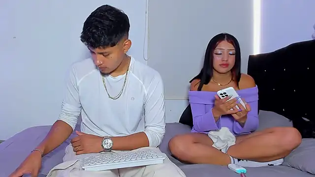 Bela and Dominicck online show from January 12, 9:09 pm