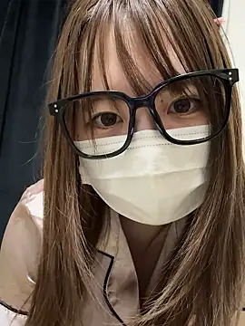 rena  snow online show from March 31, 9:09 am