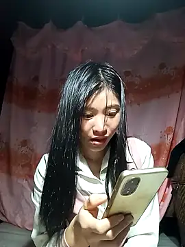 Hiniyk2 online show from February 8, 2:10 pm