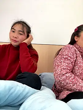 Faded pink online show from January 8, 6:28 am