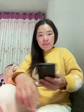 Faded pink online show from February 1, 11:20 am