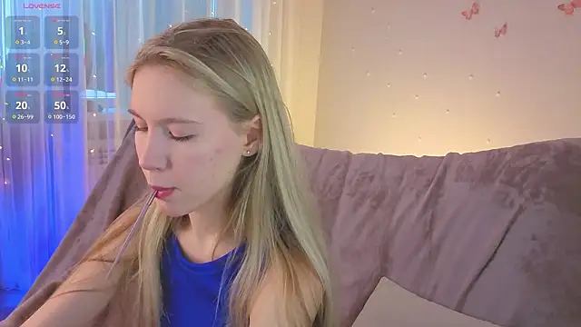 SirenThalassa online show from February 15, 7:44 am