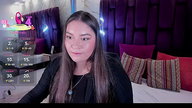 anamontiell1 online show from January 13, 5:35 am